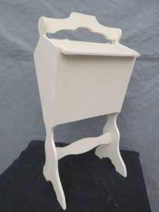 lot 88 image: STANDING WOODEN SEWING BASKET