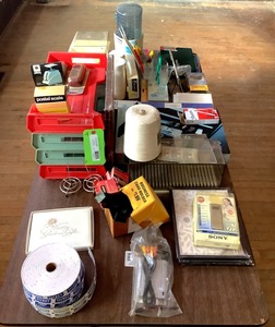 lot 38 image: Office Supplies