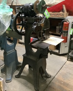 lot 7 image: Antique Book Stitcher