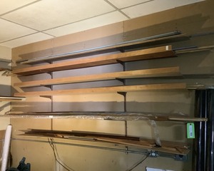 lot 146 image: Wood Molding