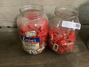 lot 206 image: Vintage LEGOS