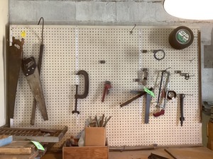 lot 60B image: Assorted Hand Tools