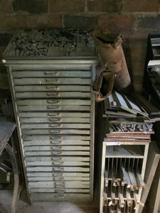 lot 200 image: 23-Drawer Printers Cabinet and Stand
