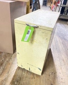 lot 217 image: Printing Plate Storage Box