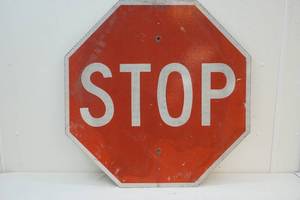 lot 6 image: Traffic sign