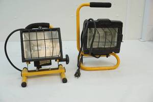 lot 12 image: Work lights