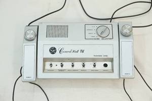 lot 33 image: TV game system with games and remotes