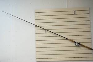 lot 62 image: Fishing pole