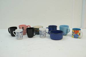 lot 116 image: Coffee mugs