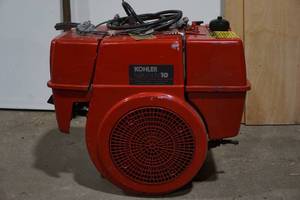 lot 142 image: Engine