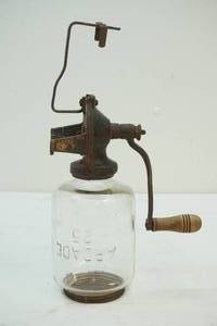 lot 75 image: Vintage coffee grinder