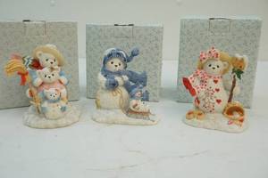 lot 87 image: Cherished Teddies