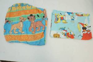 lot 95 image: Bed sheets