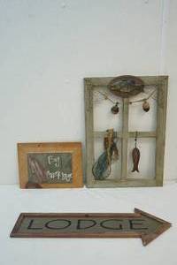 lot 98 image: Man cave dcor