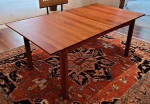 lot 14 image: Stunning Dining Table by Vermont Furniture Designs