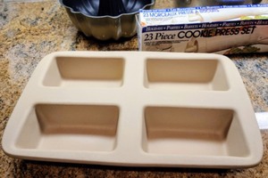 lot 52 image: Baking Essentials