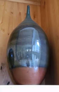 lot 66 image: Pair of Large Decorative Vases
