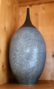 lot 67 image: Pair of Large Decorative Vases