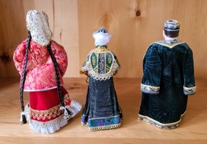 lot 74 image: Mongolian Figurines