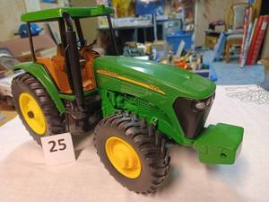 lot 25 image: Ertl John Deere 7820 116th Scale - No Box, Ertl 60th Anniversary 1945 - 2005