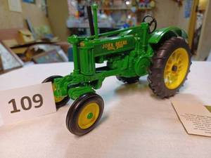 lot 109 image: Ertl John Deere BW 116th Scale - No Box