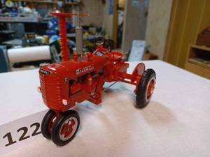 lot 122 image: Farmall B Culti-Vision with Sickle Mower - All Plastic 116th Scale - No Box