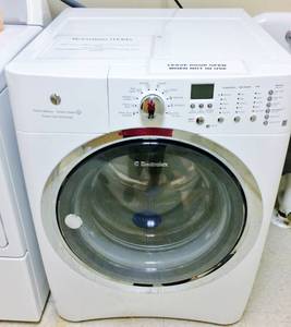 MSRP $800 Electrolux IQ-Touch Series&nbsp4.3cu. Front Load Washer - 11 Wash Cycles 1,300 RPM PerfectSteam Fast Wash Deep Clean Sanitation Cycle My Favorite Setting, Perfect Balance Vibration System ENERGY STAR Cert. Great Working Condition