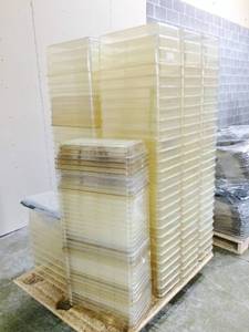 WOW MSRP $400 EACH Lot Of 90 Laboratory RatGuinea Pig Animal Rodent Polycarbonate BoxesCages Bases &amp Reusable Microisolator Ventilated Tops Lids - These Are Autoclavable To 125 Degrees Bonus Extra Filters Included