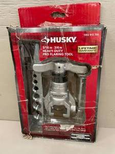 lot 24 image: HUSKY Heavy-Duty Pro for 316 in. - 34 in. Tubing Flaring Tool