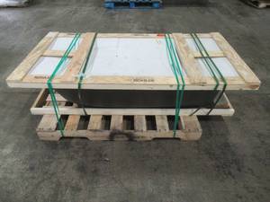 UNTOUCHED WHOLESALE PALLET CONTAINING 60 x 30 KOHLER CAST IRON TUB IN WHITE