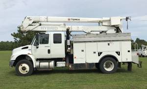 2009 International 4400 SBA 04X Bucket Truck