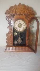 lot 96 image: Antique Carved Mantle Clock