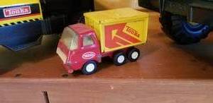 lot 217 image: Collection of Four Vintage Tonka Dump Trucks