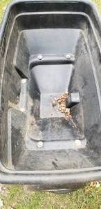 lot 8 image: John Deere 125 Spreader Attachment