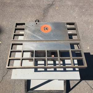 lot 459 image: Craftsman Router Table
