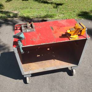 lot 20 image: Industrial Steel Welding Table
