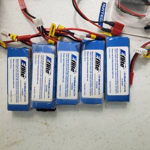lot 367 image: RC Battery Super Lot
