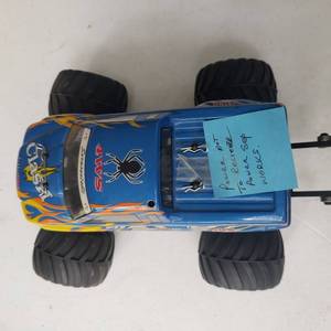 lot 373 image: Designated Truck Part Bundle