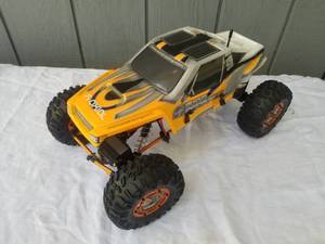 lot 240 image: Axial AX10 Scorpion RTR Electric Rock Crawler, 110