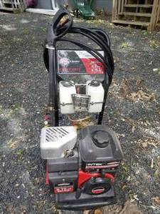 lot 24 image: Briggs & Stratton Elite Series Pressure Washer