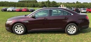 2011 Ford Taurus SE