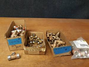 lot 305 image: Lot of (63) VIEGA 1 and 34  PureFlow PEX Press Brass Tees