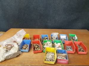 lot 314 image: Huge Lot of Brass  Copper Fittings