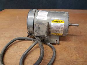 lot 369 image: Baldor Electric Motor - 0.5HP 3PH 1140 RPM - Part No. M3539