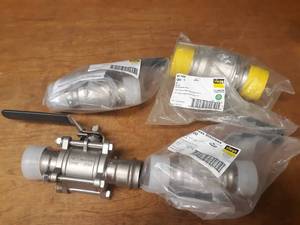 lot 320 image: Lot of (4) VIEGA 316 Stainless Steel ProPress Ball Valves 1-12 and 2