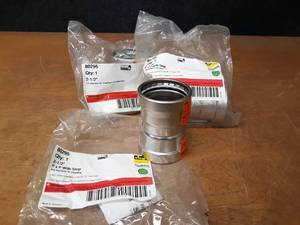 lot 324 image: Lot of (3) VIEGA 316 Stainless Steel ProPress XL   2-12 Couplers