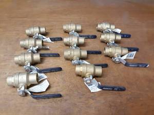 lot 346 image: Lot of (11) NIBCO 1 Brass Sweat Ball Valves