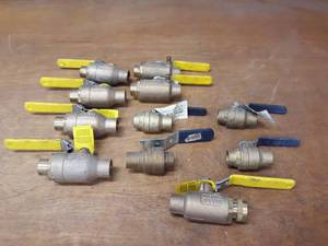 lot 349 image: Lot of (11) Apollo and NIBCO 34 Brass Sweat Ball Valves