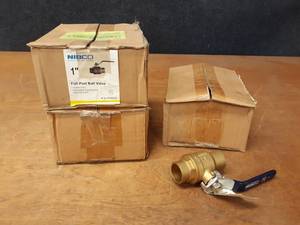lot 430 image: Lot of (18) NIBCO 1 Sweat Brass Ball Valves - Part No. SFP600A