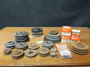 lot 480 image: Large Lot of Motor Pulleys, Bearings and Bushings